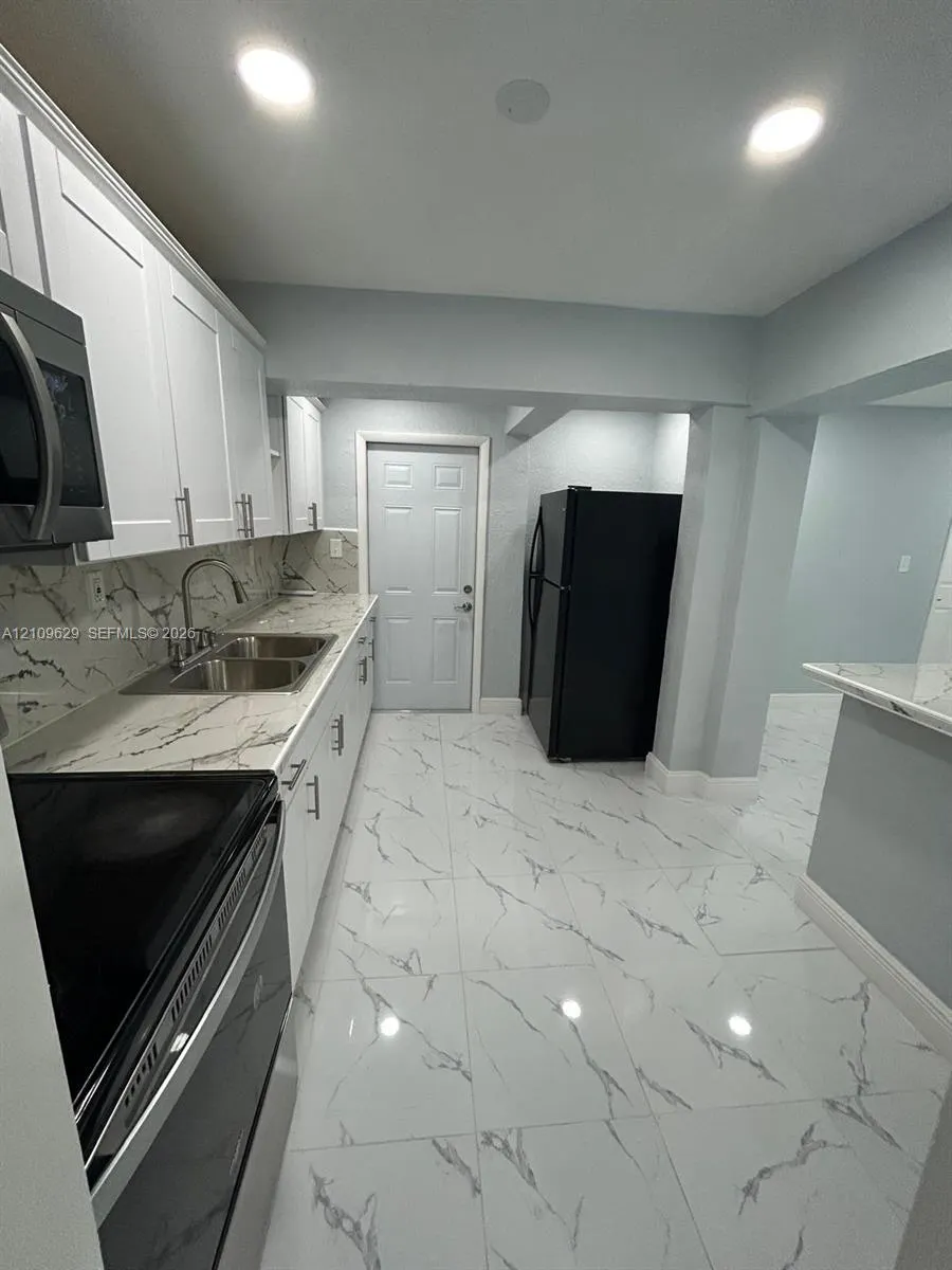 1741 NW 24th Terrace