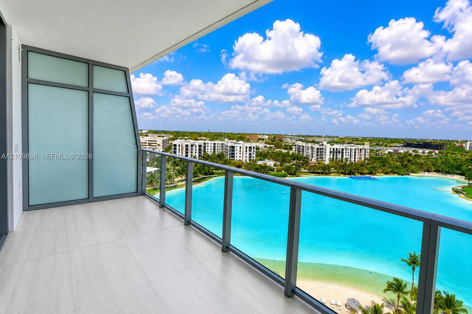2411 Laguna Circle #810