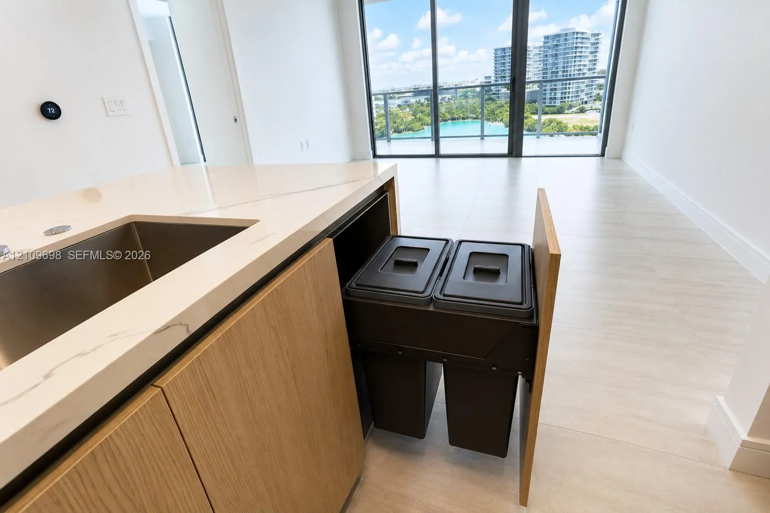 2411 Laguna Circle #810