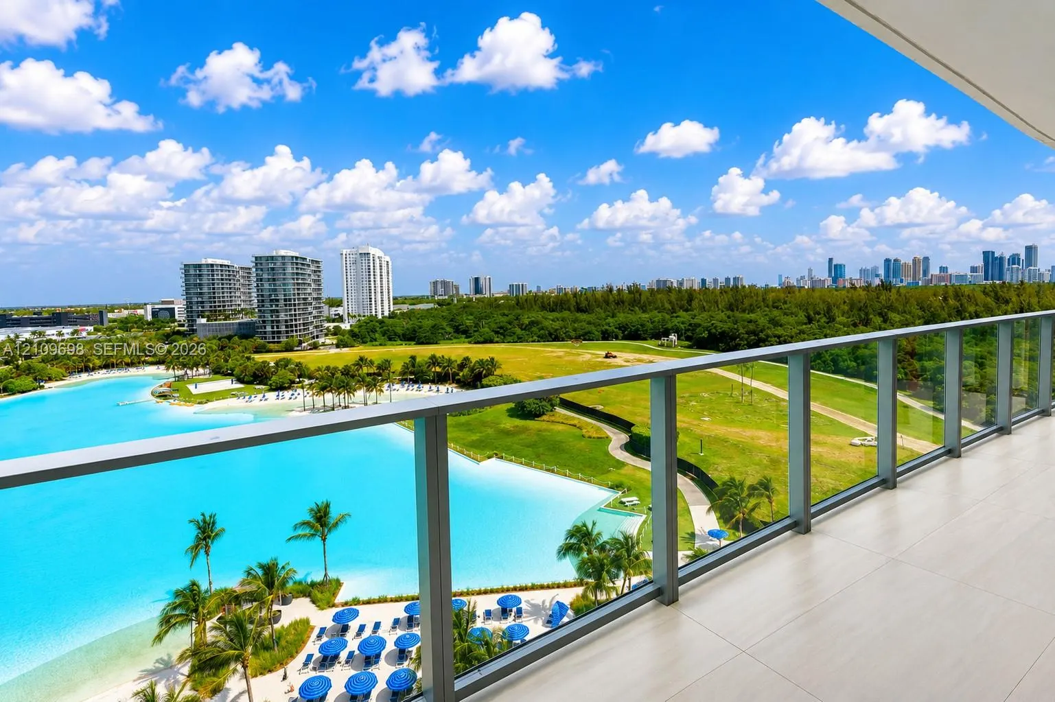 2411 Laguna Circle #810