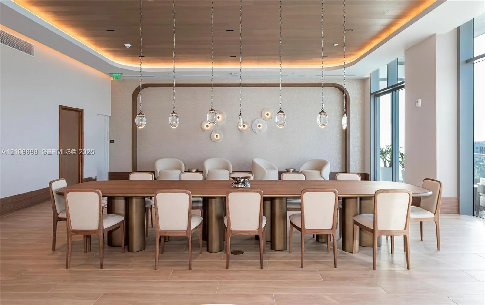 2411 Laguna Circle #810