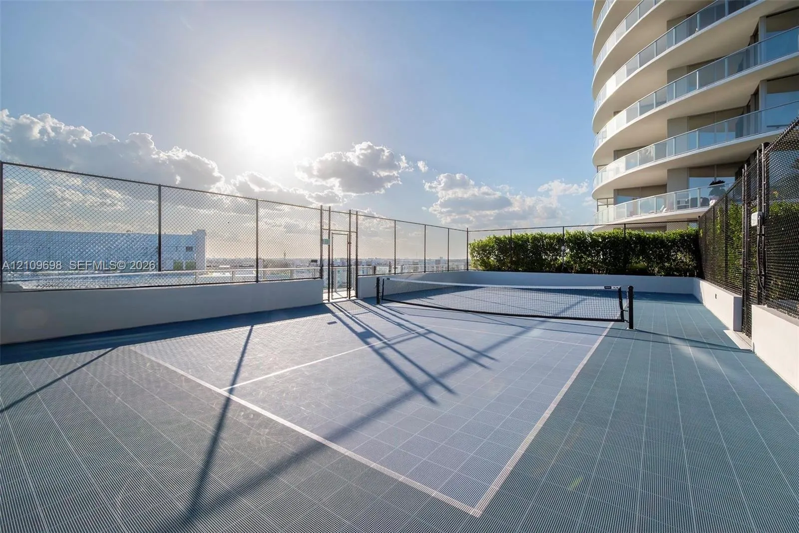 2411 Laguna Circle #810