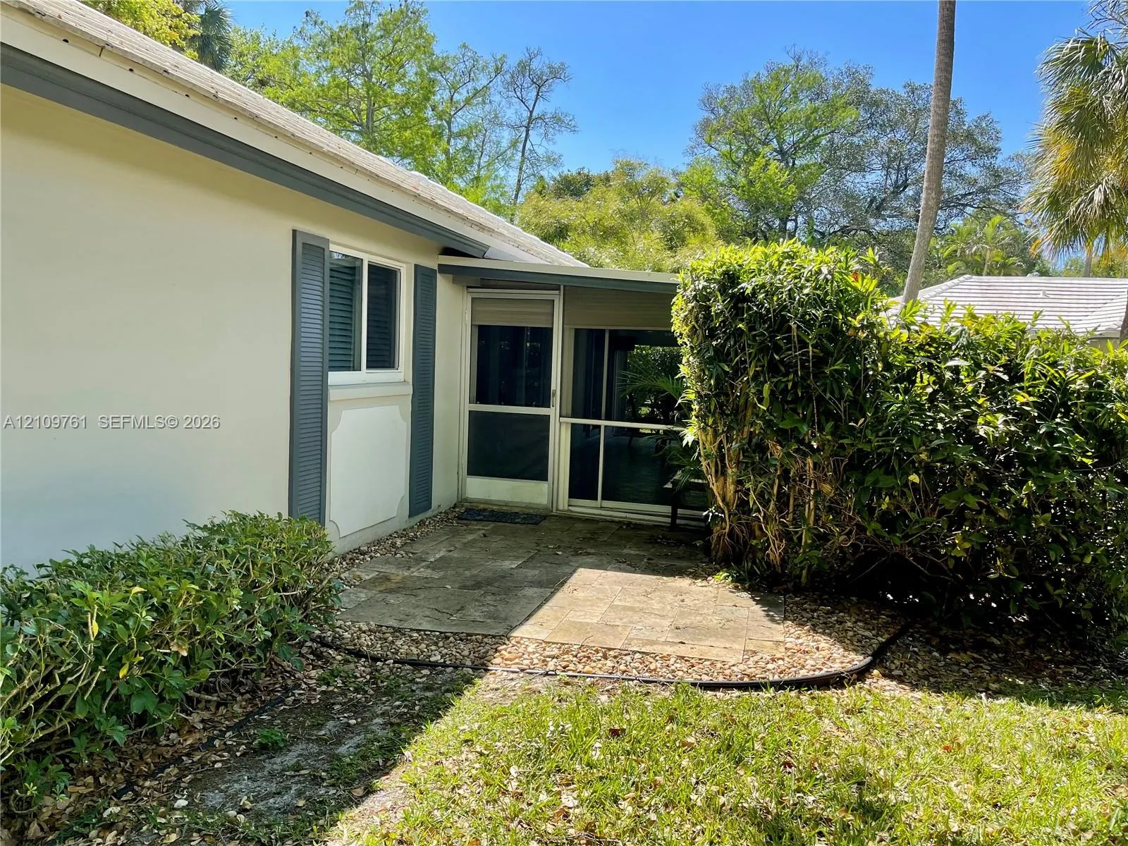 807 E Cypress Lane #V-49