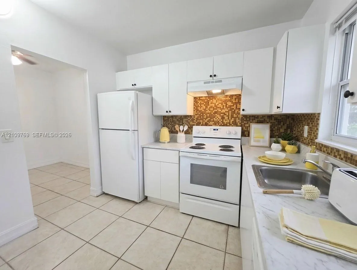 4160 NW 21st Street #124D