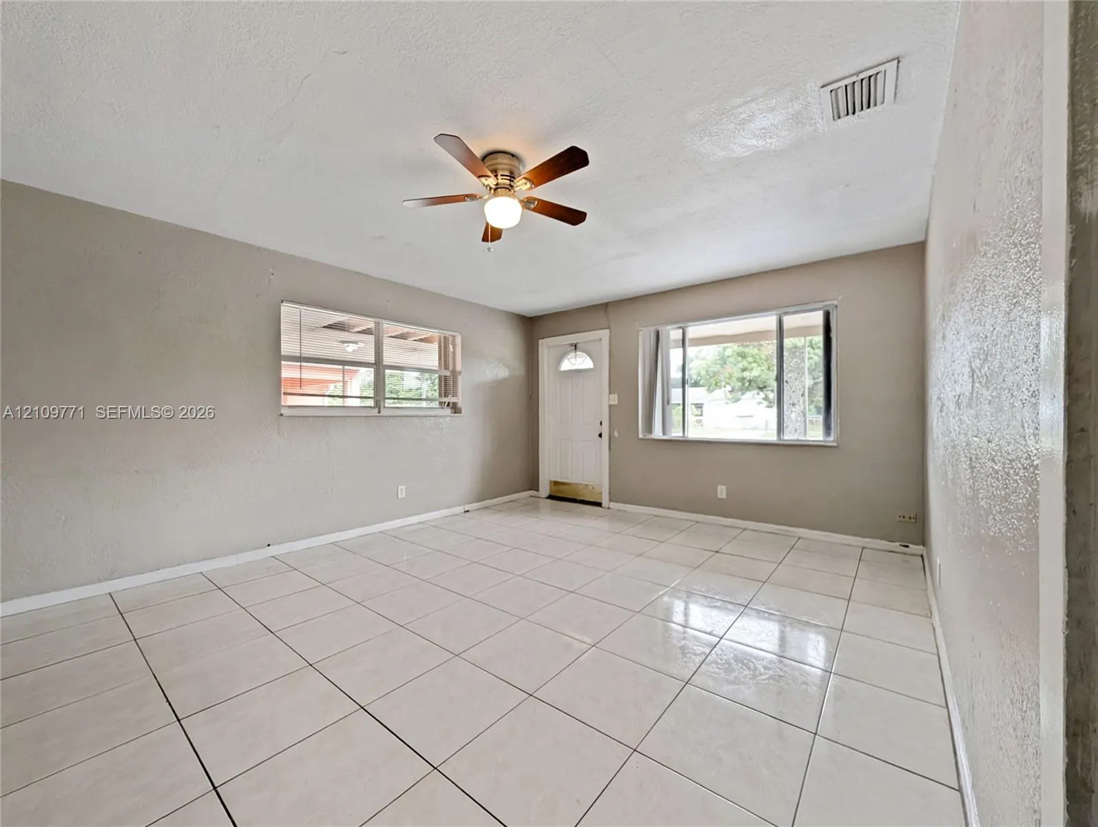 409 NW 18th Avenue
