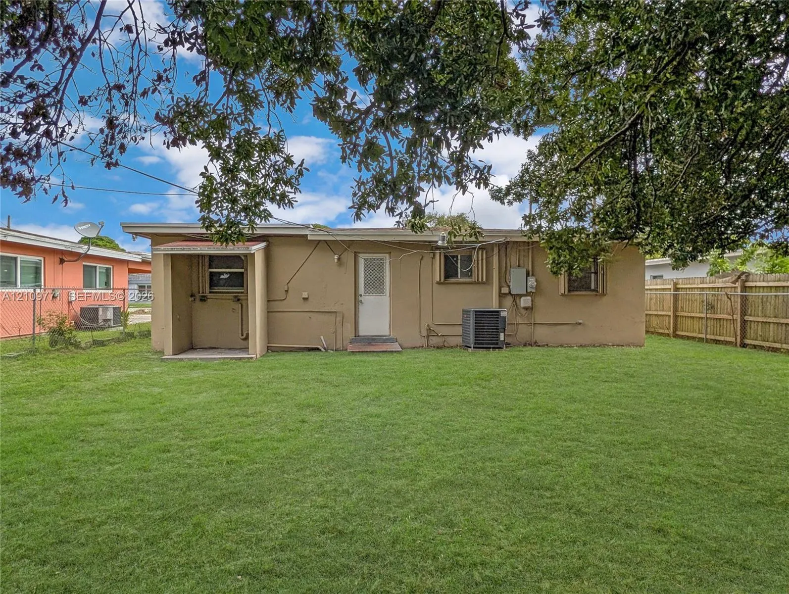 409 NW 18th Avenue