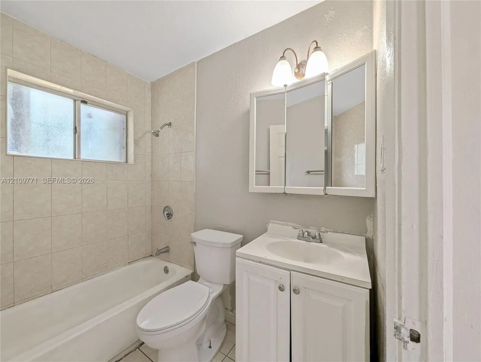 409 NW 18th Avenue