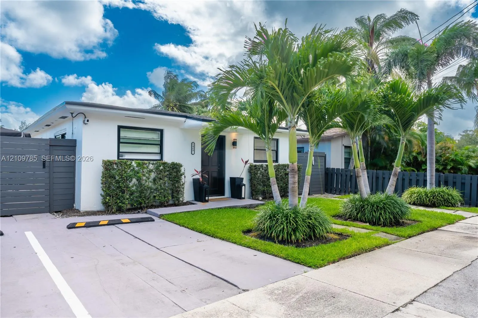 1469 NW 10th Street ##1471