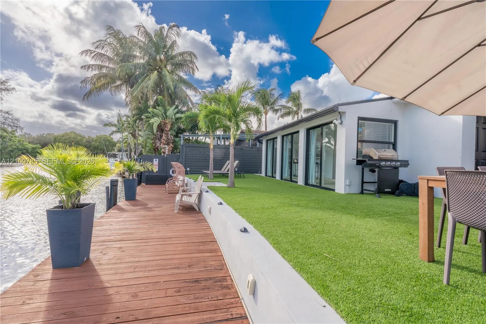 1469 NW 10th Street ##1471