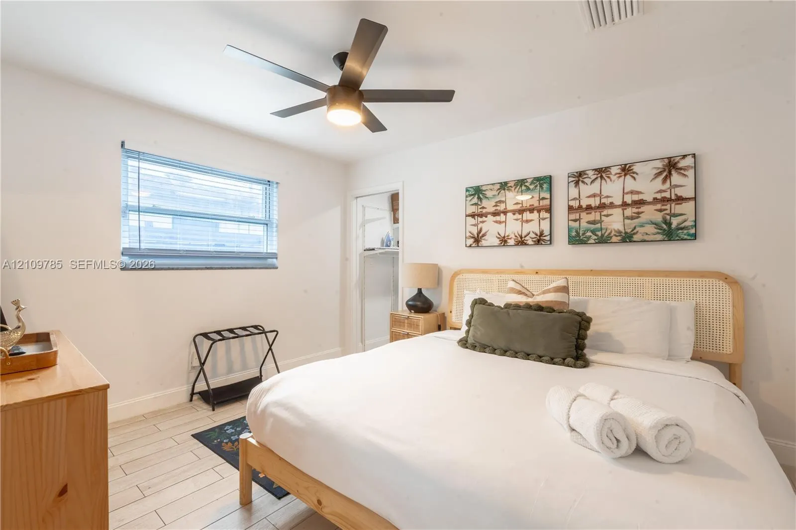 1469 NW 10th Street ##1471