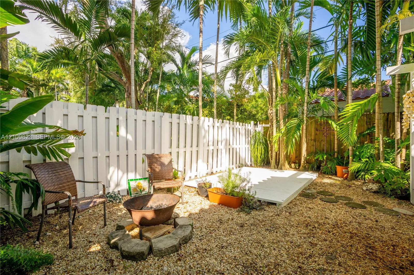 711 NE 71st Street