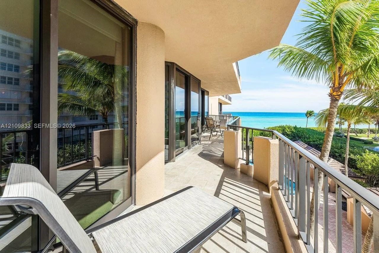 530 Ocean Drive #405