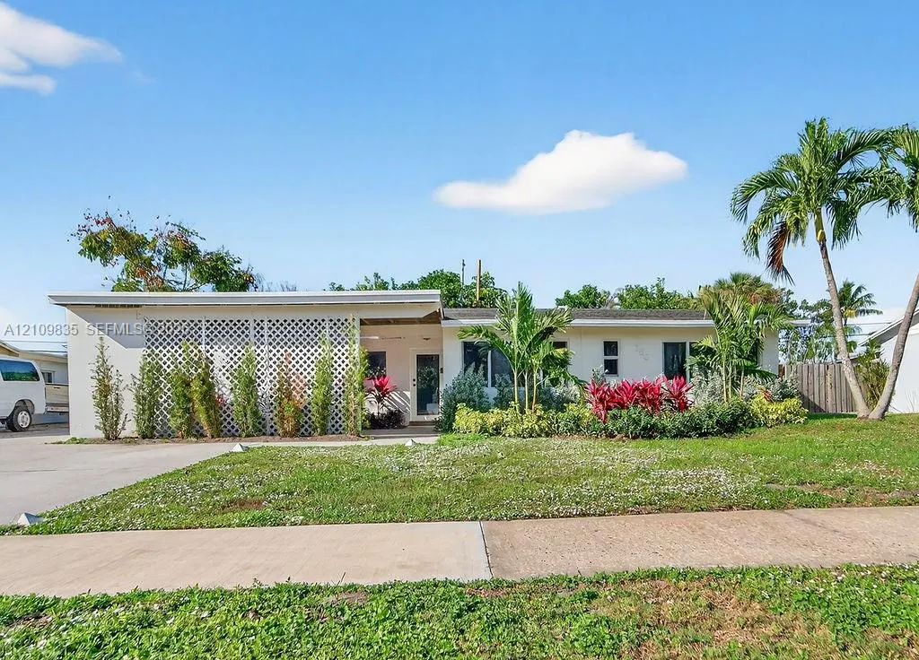 756 Cinnamon Road