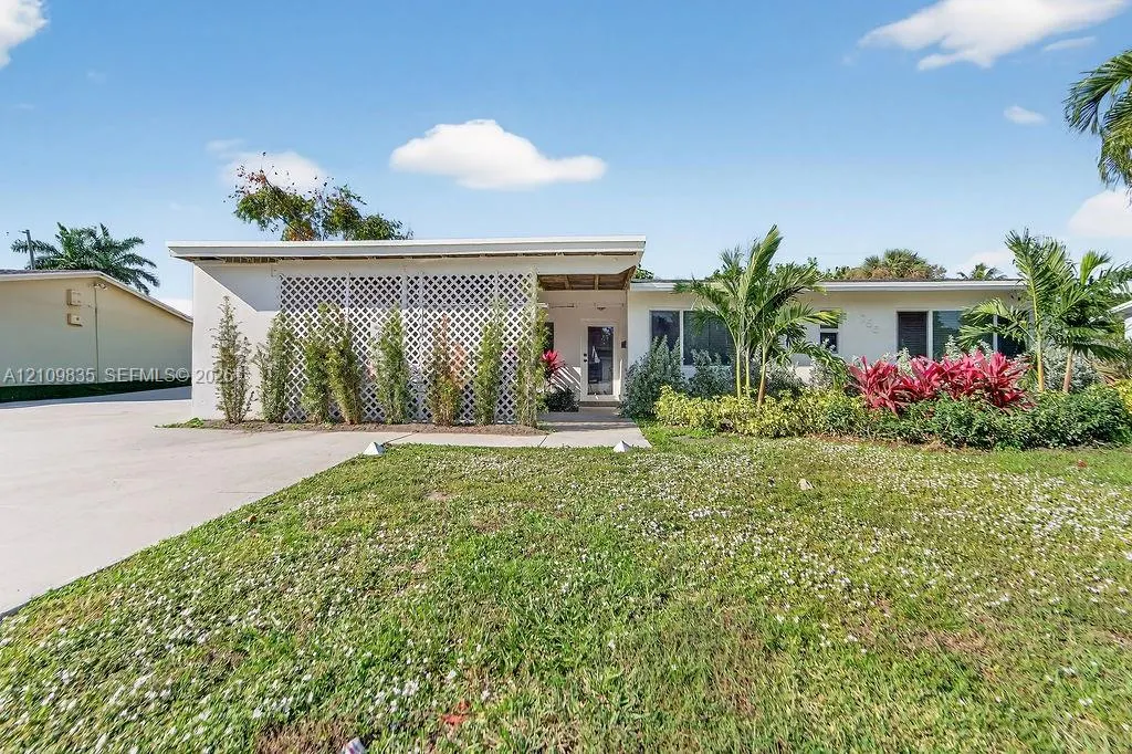 756 Cinnamon Road