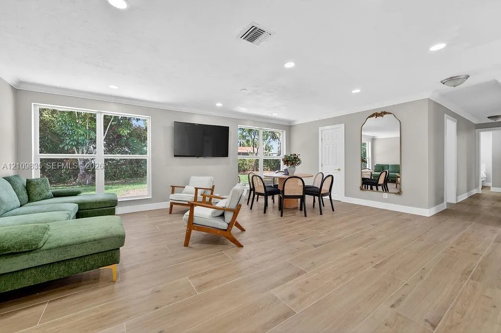 756 Cinnamon Road
