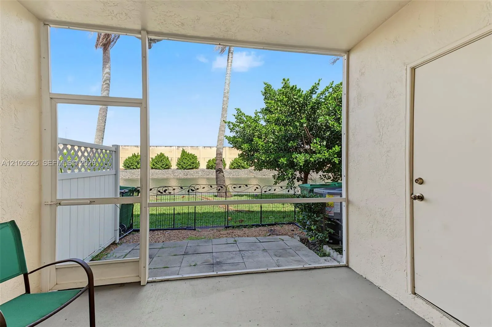 9807 NW 57th Manor