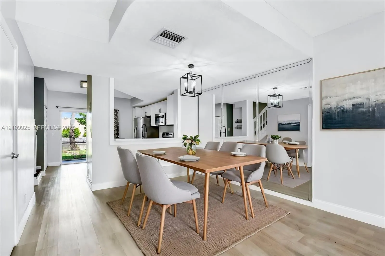9807 NW 57th Manor