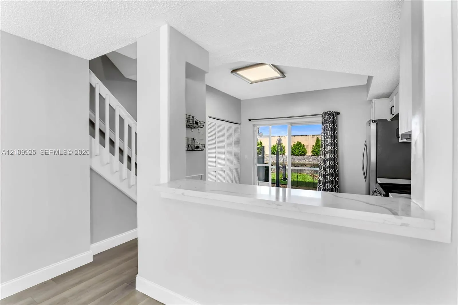 9807 NW 57th Manor