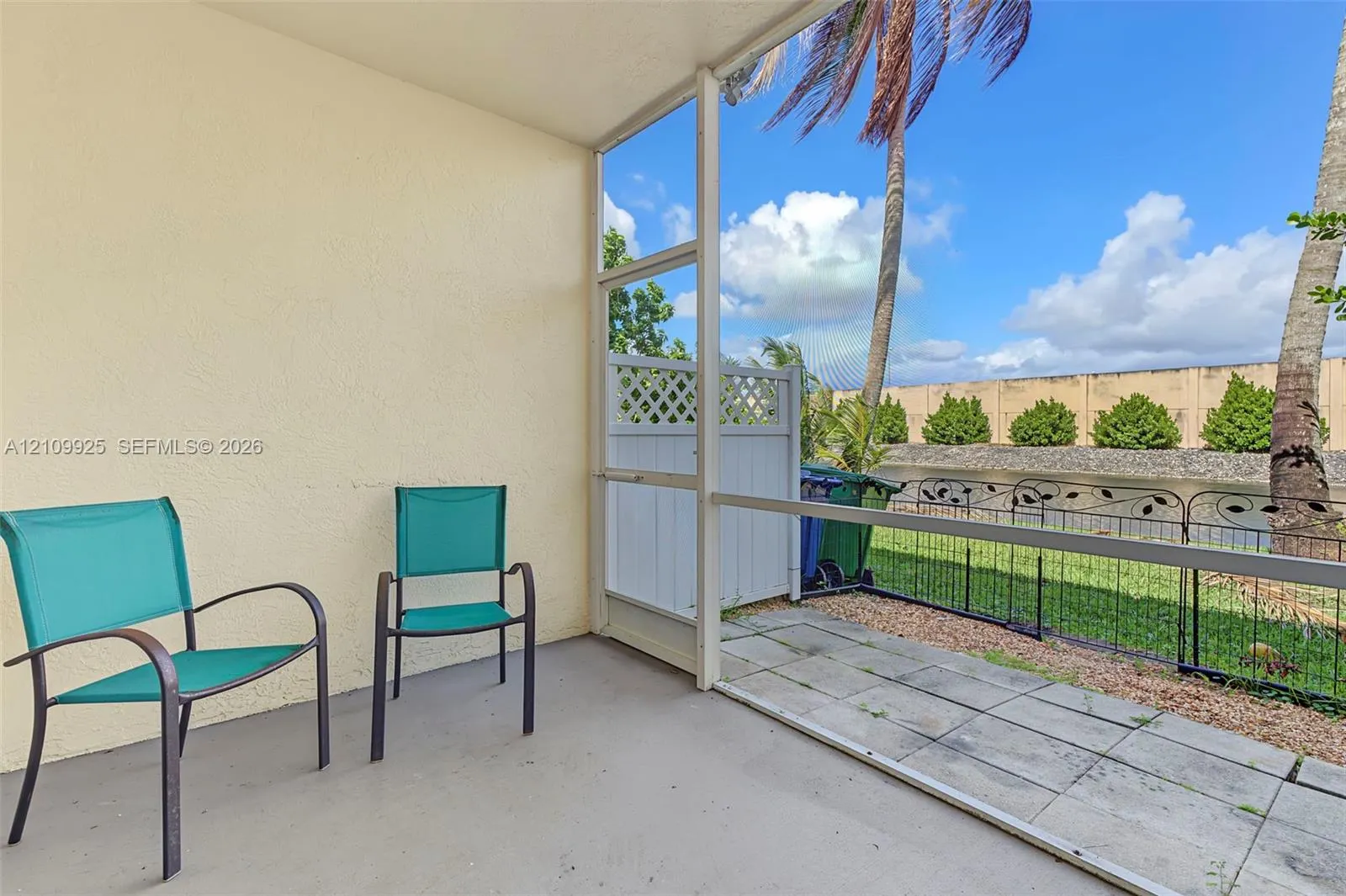 9807 NW 57th Manor