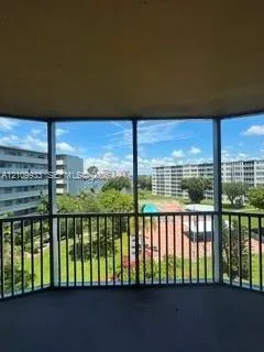 1750 NE 191st Street #620-3