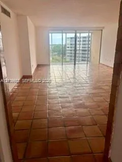 1750 NE 191st Street #620-3