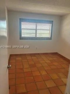 1750 NE 191st Street #620-3
