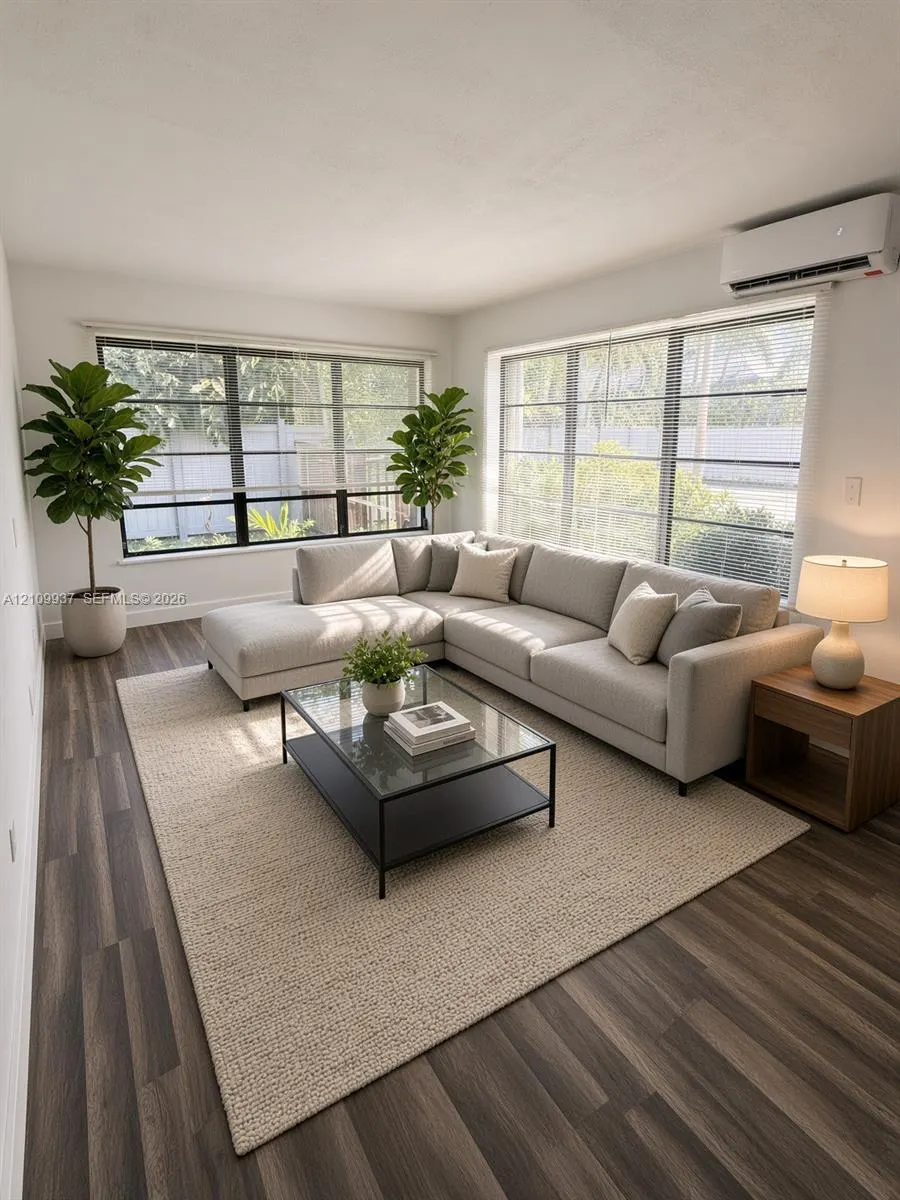 1024 Tyler Street #2
