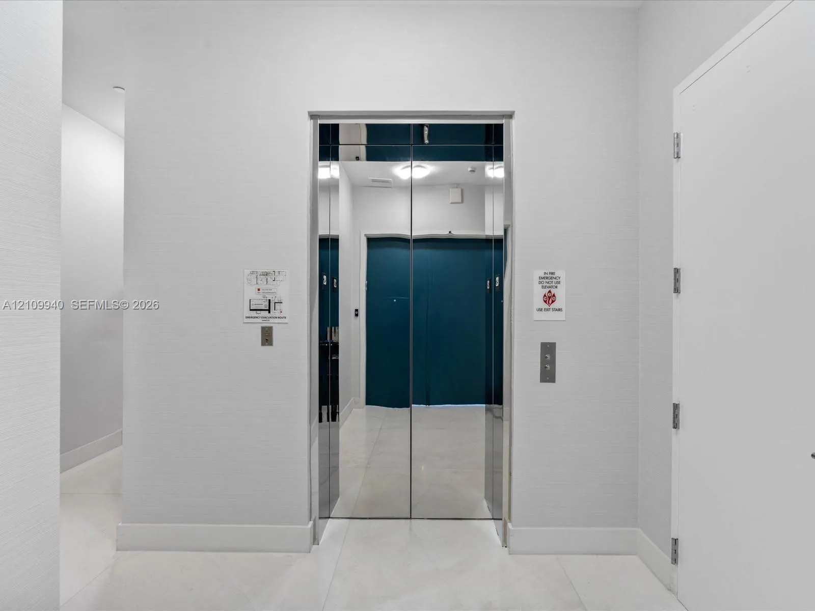 17475 Collins Avenue #2302