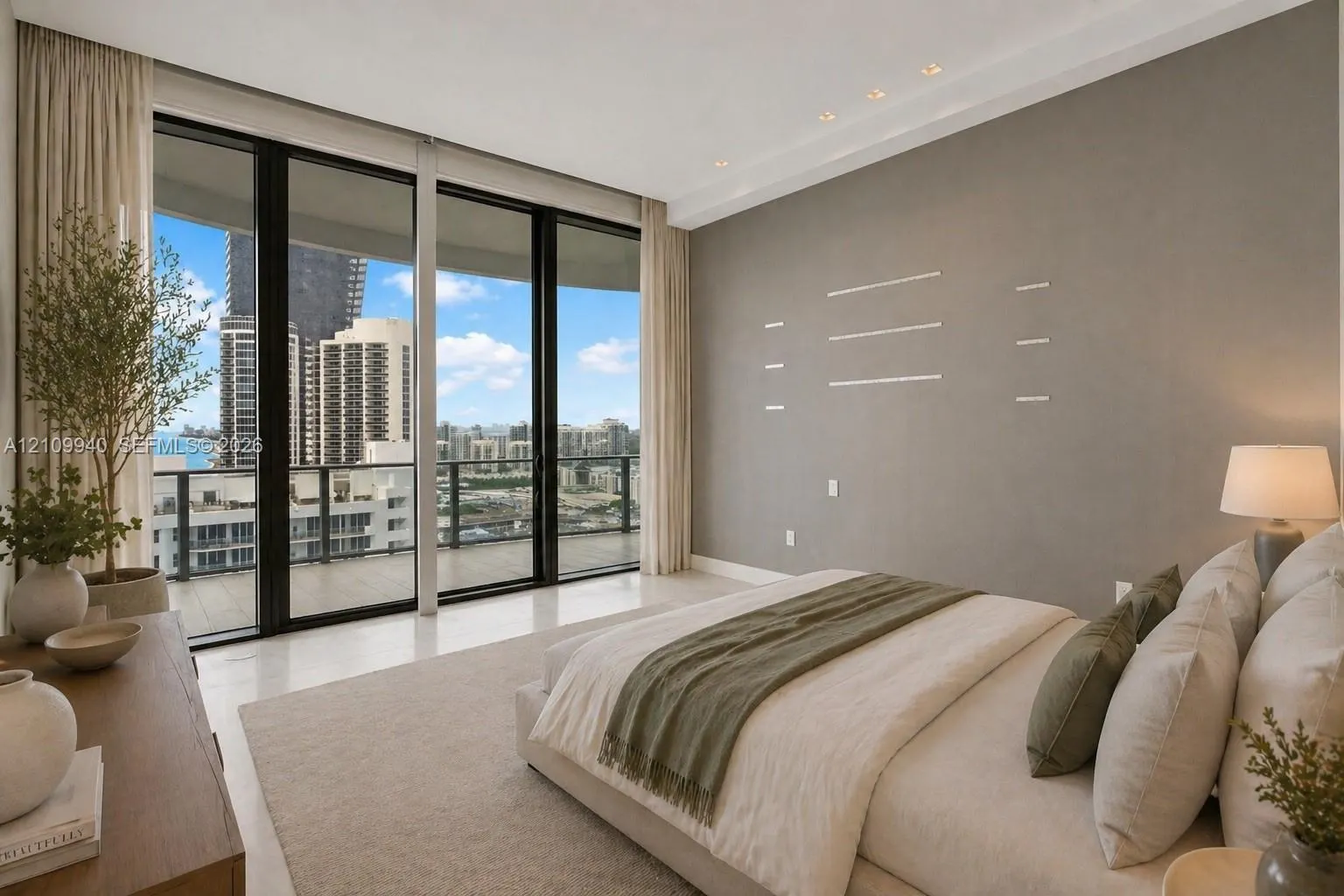 17475 Collins Avenue #2302