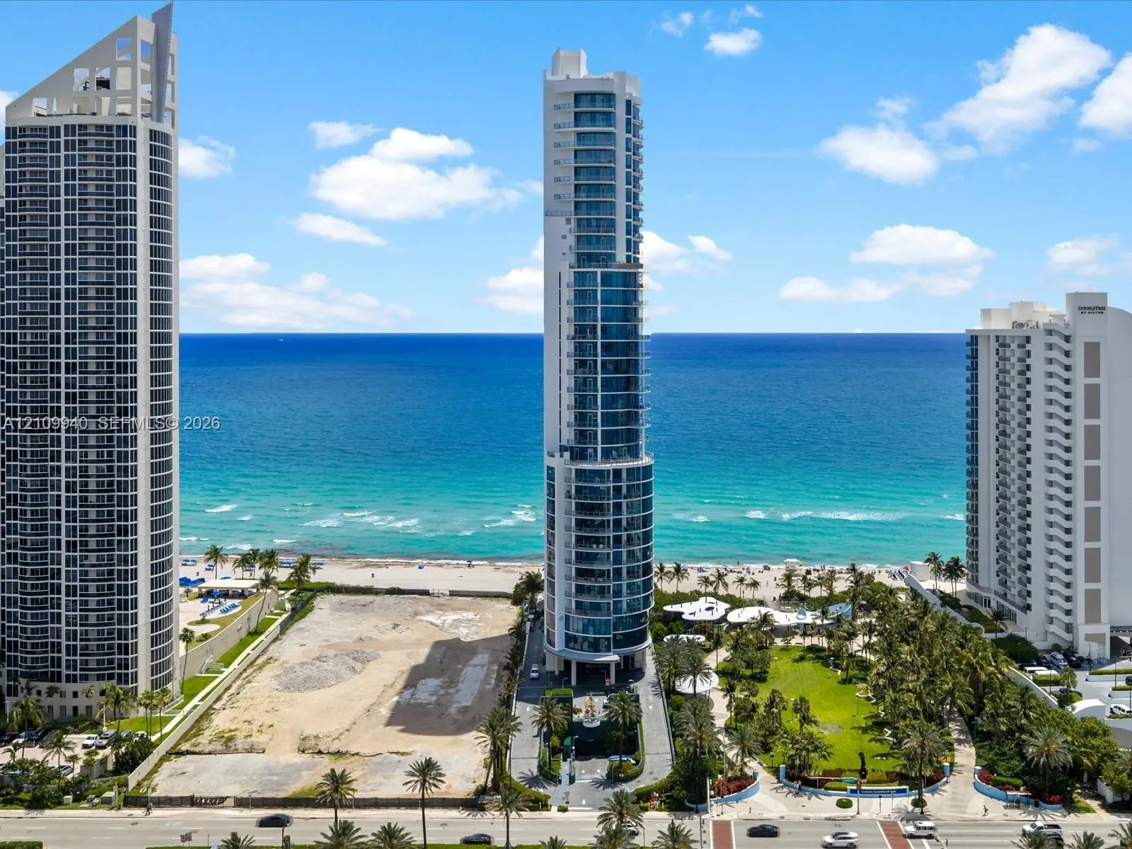 17475 Collins Avenue #2302