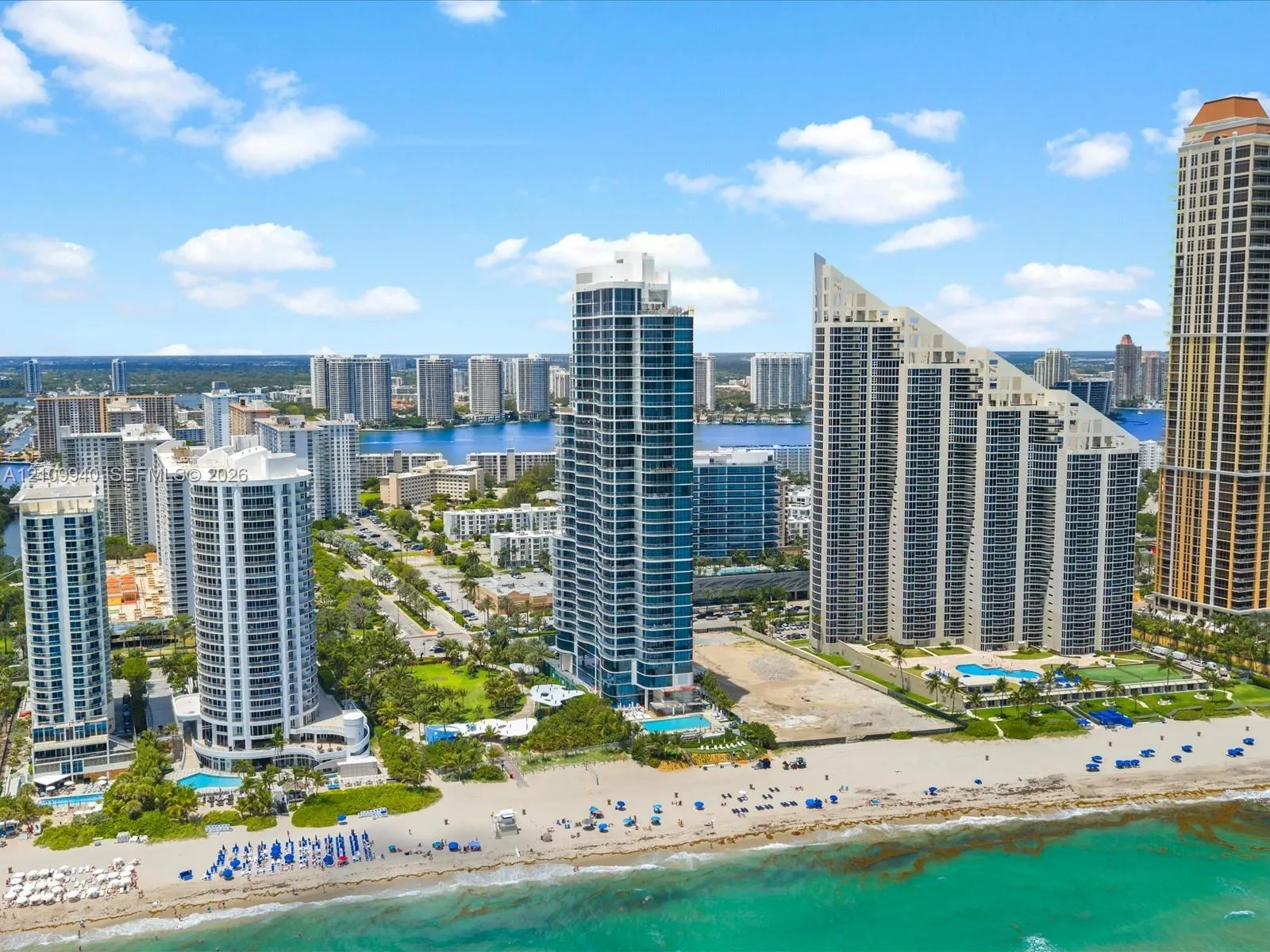 17475 Collins Avenue #2302