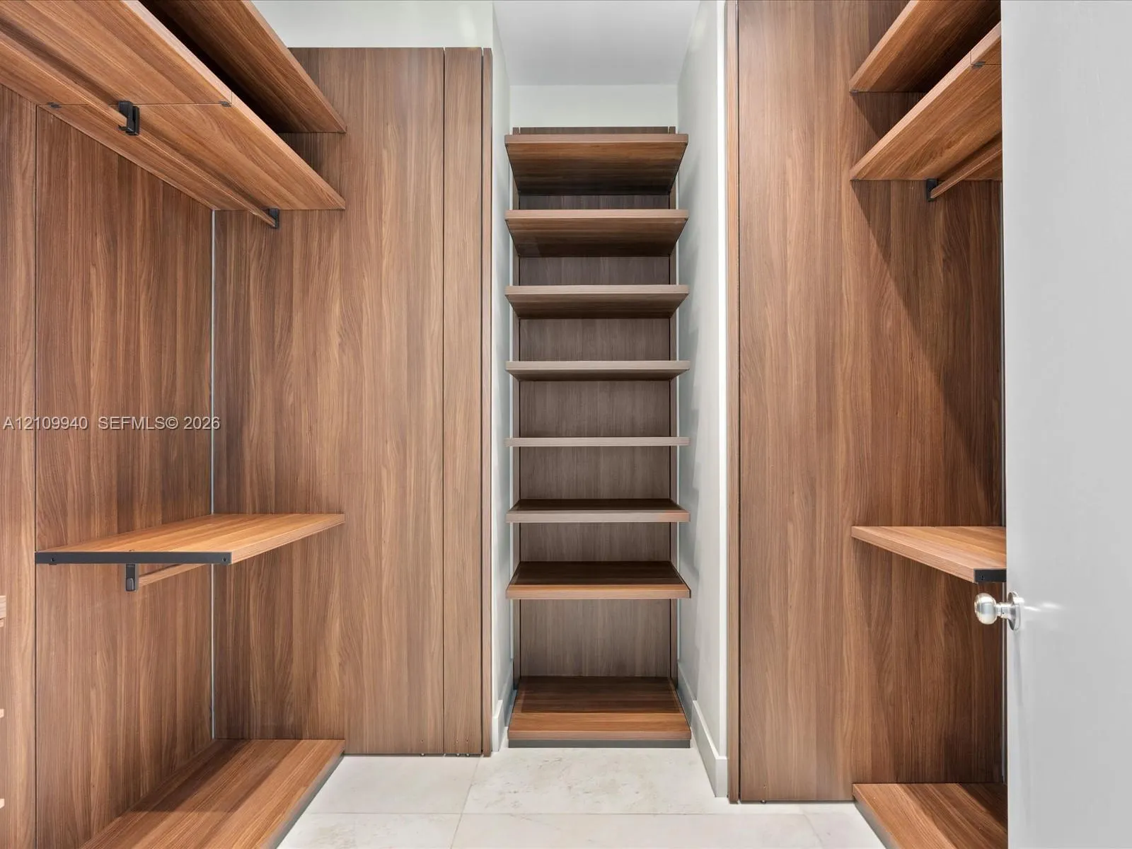 17475 Collins Avenue #2302