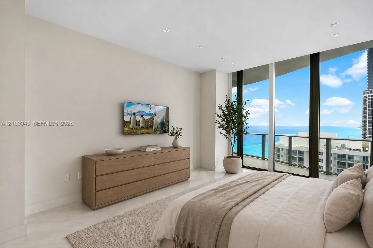 17475 Collins Avenue #2302