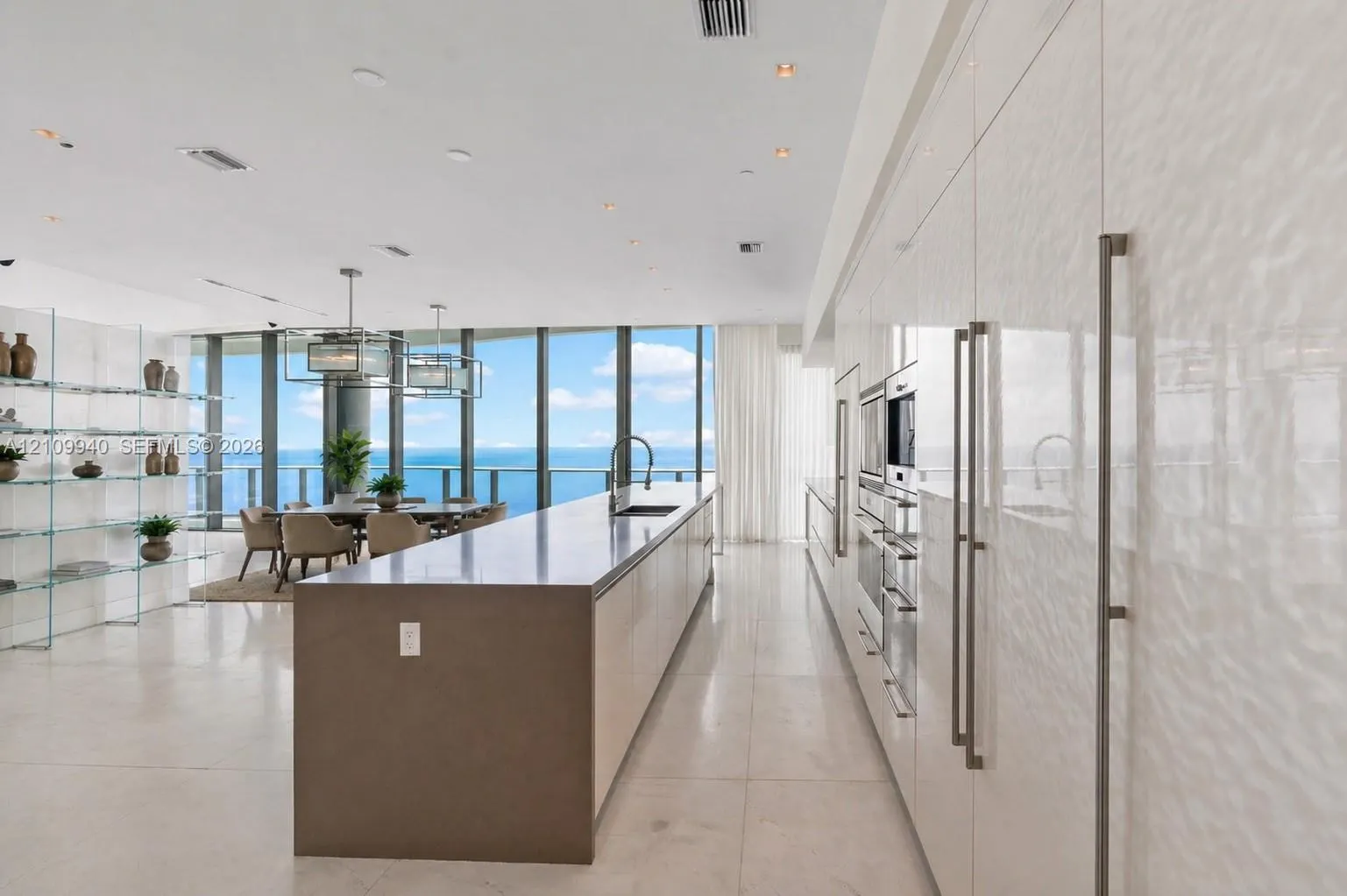 17475 Collins Avenue #2302