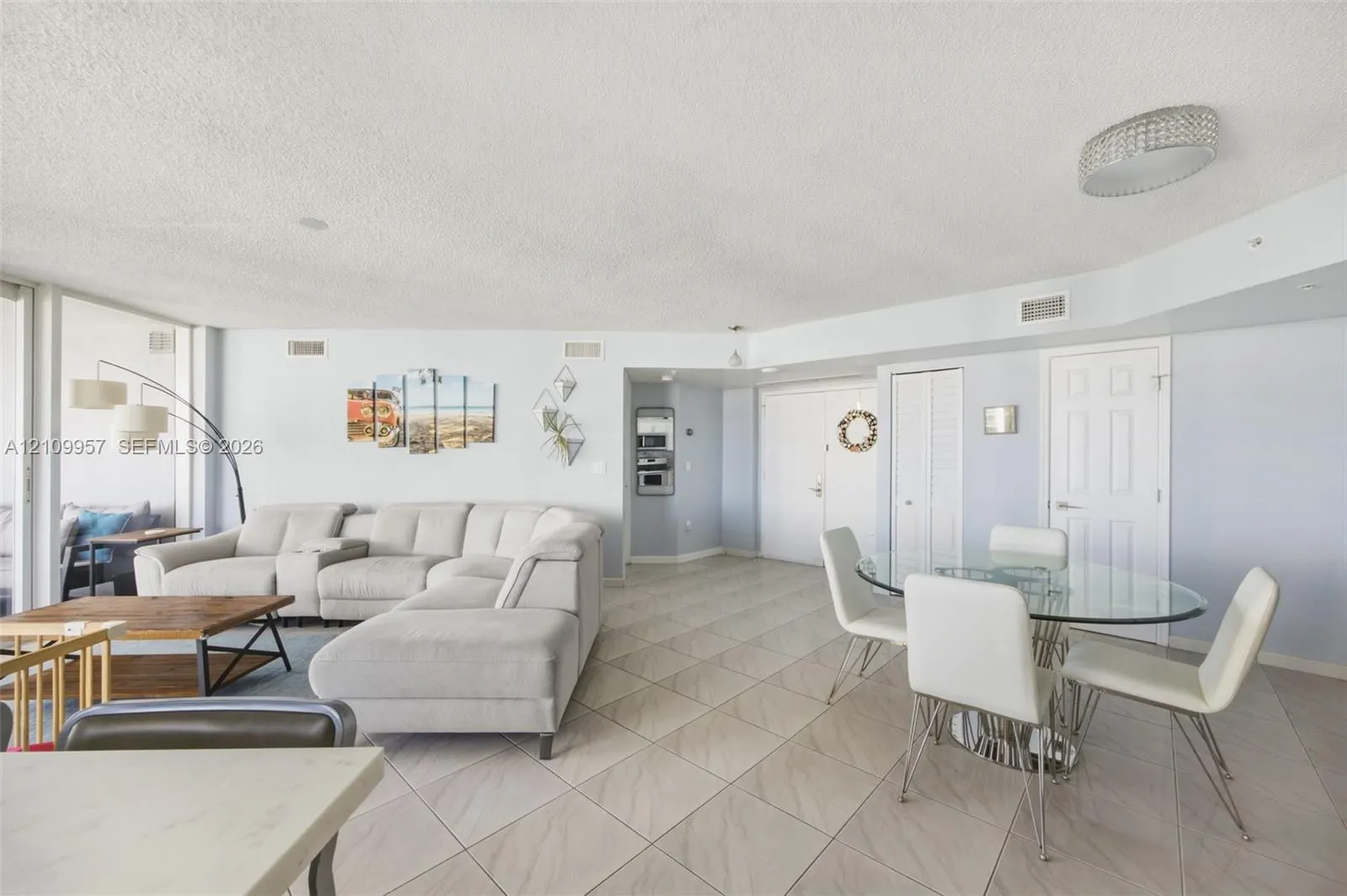 6301 Collins Avenue #2908