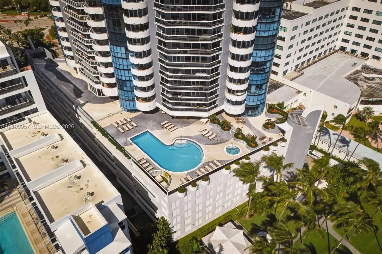 6301 Collins Avenue #2908