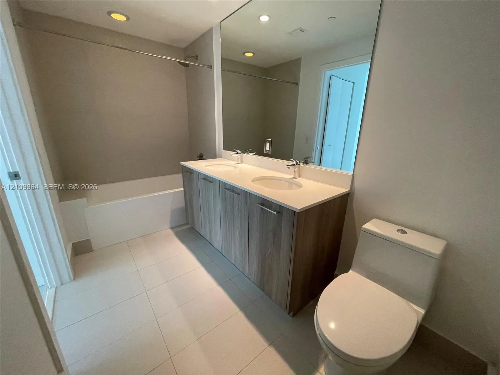 501 NE 31st Street #707