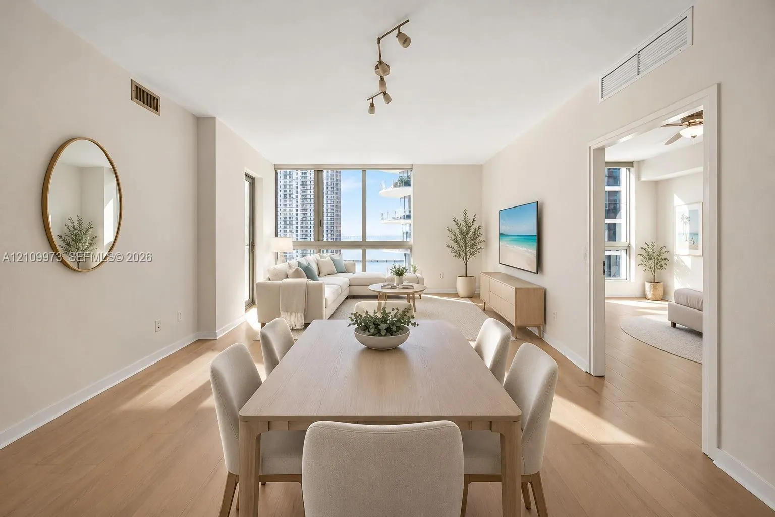 300 S Biscayne Boulevard #T-1806