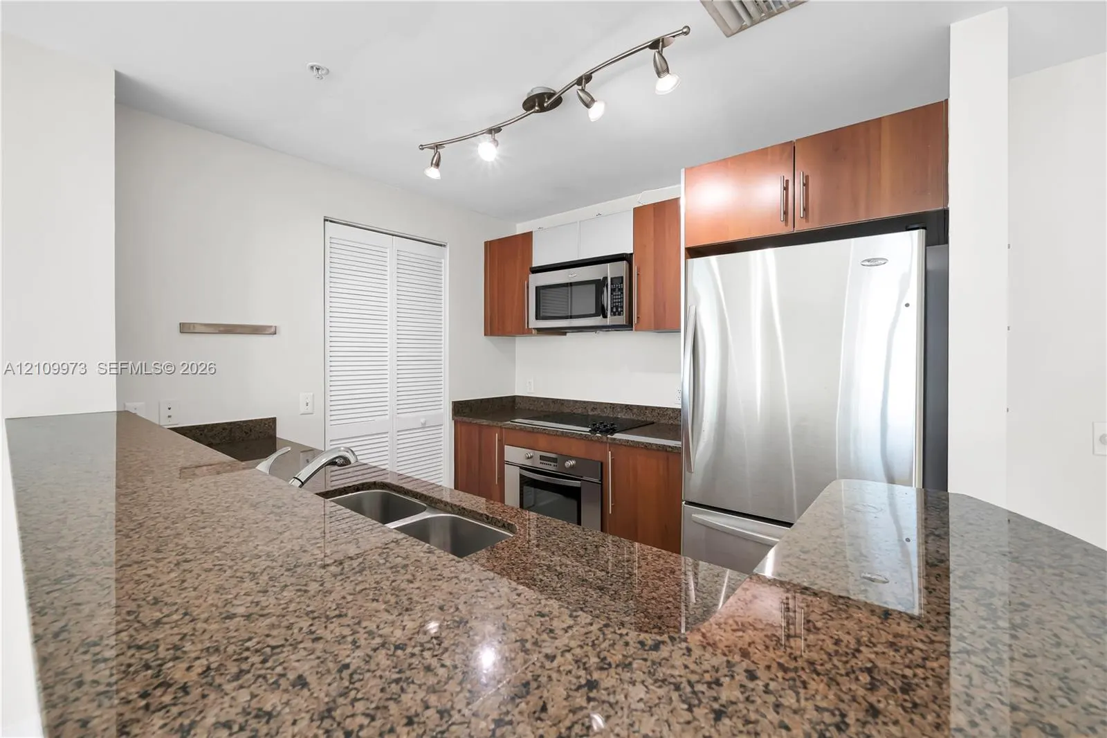 300 S Biscayne Boulevard #T-1806