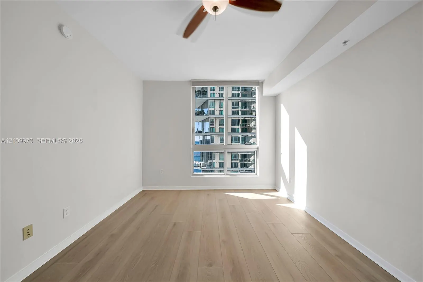 300 S Biscayne Boulevard #T-1806