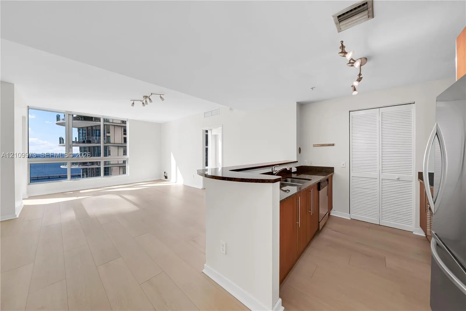 300 S Biscayne Boulevard #T-1806