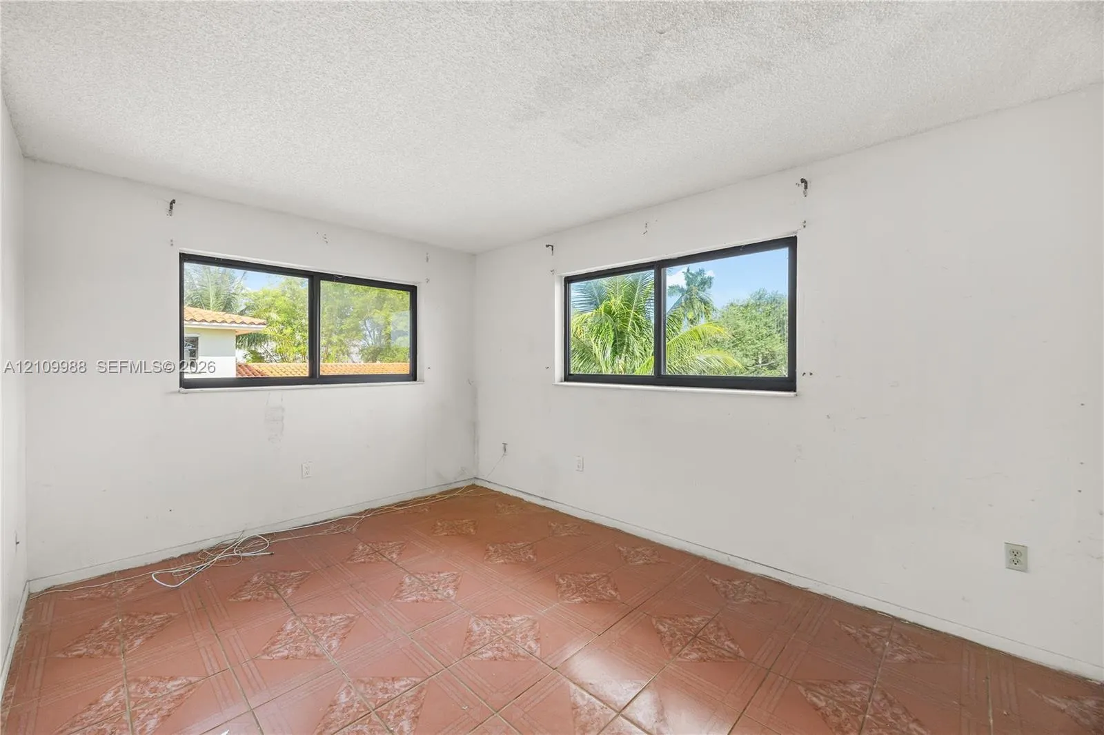 13946 NE 4th Avenue #13946