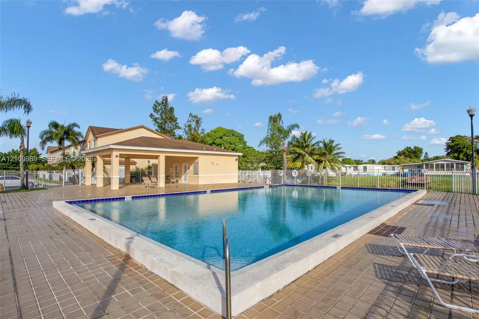 6625 Winfield Boulevard #4-D