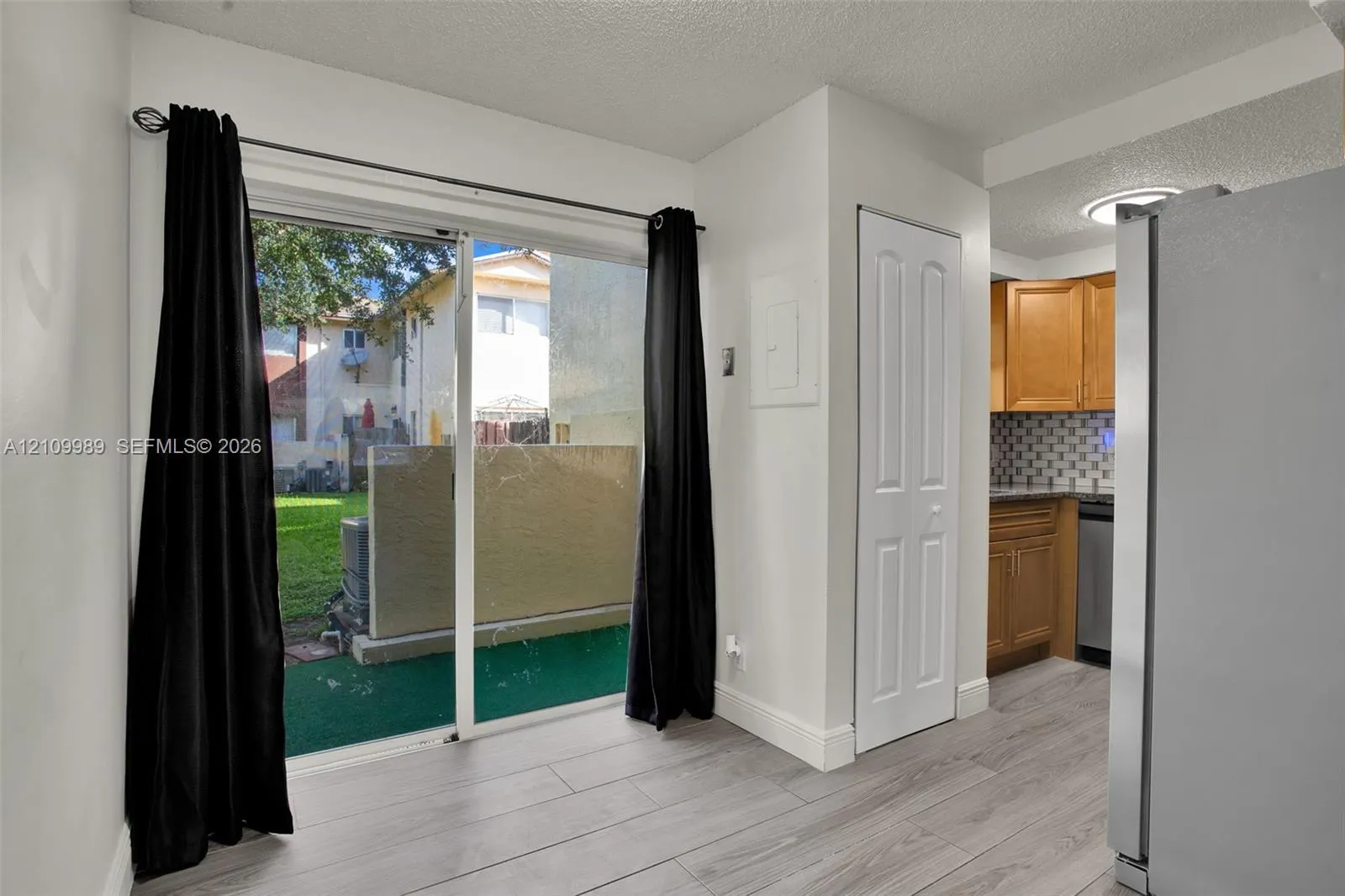 6625 Winfield Boulevard #4-D