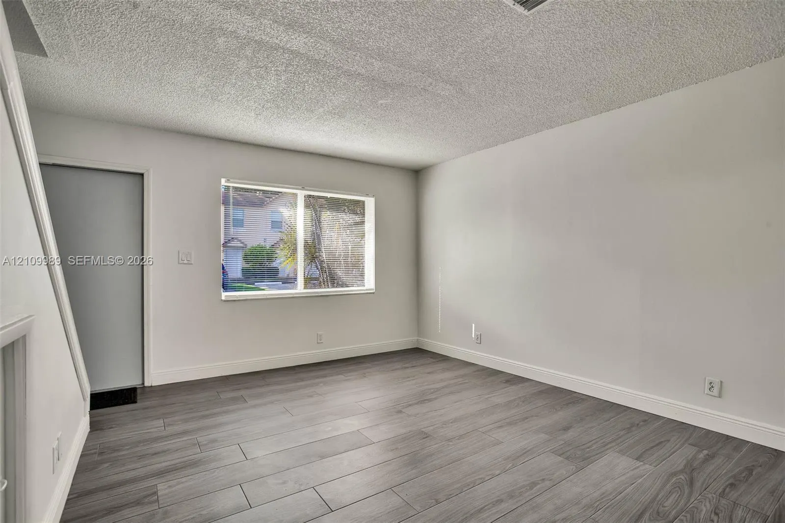 6625 Winfield Boulevard #4-D