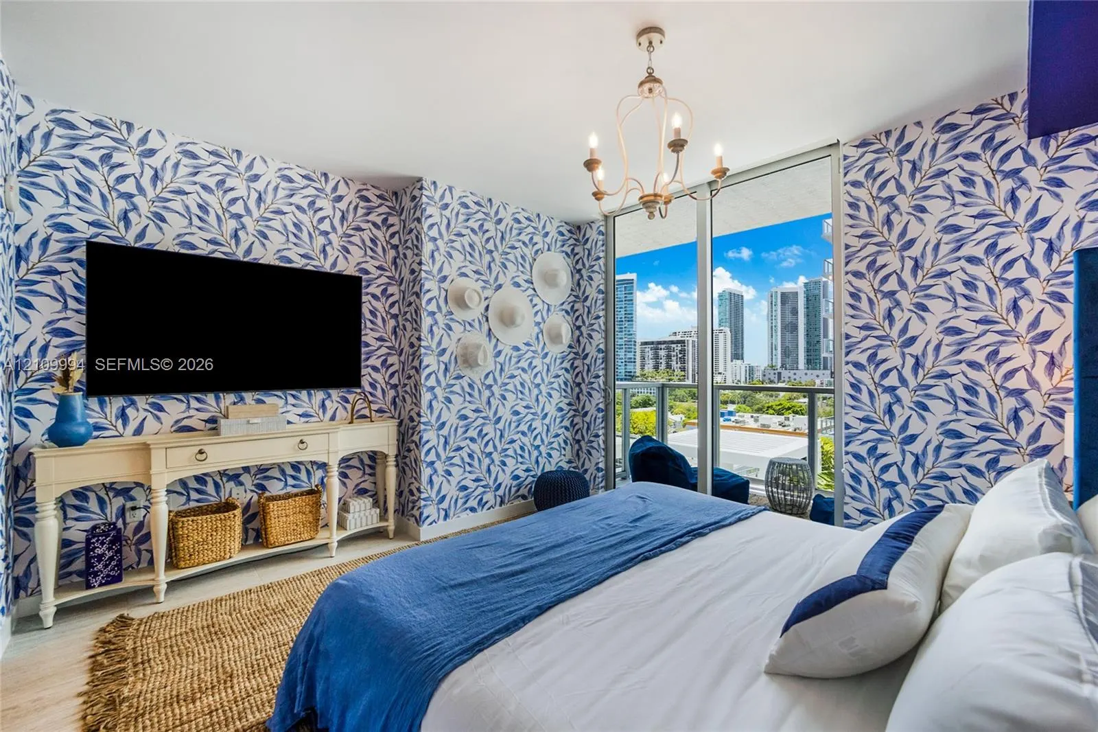 3900 Biscayne Boulevard #N-817