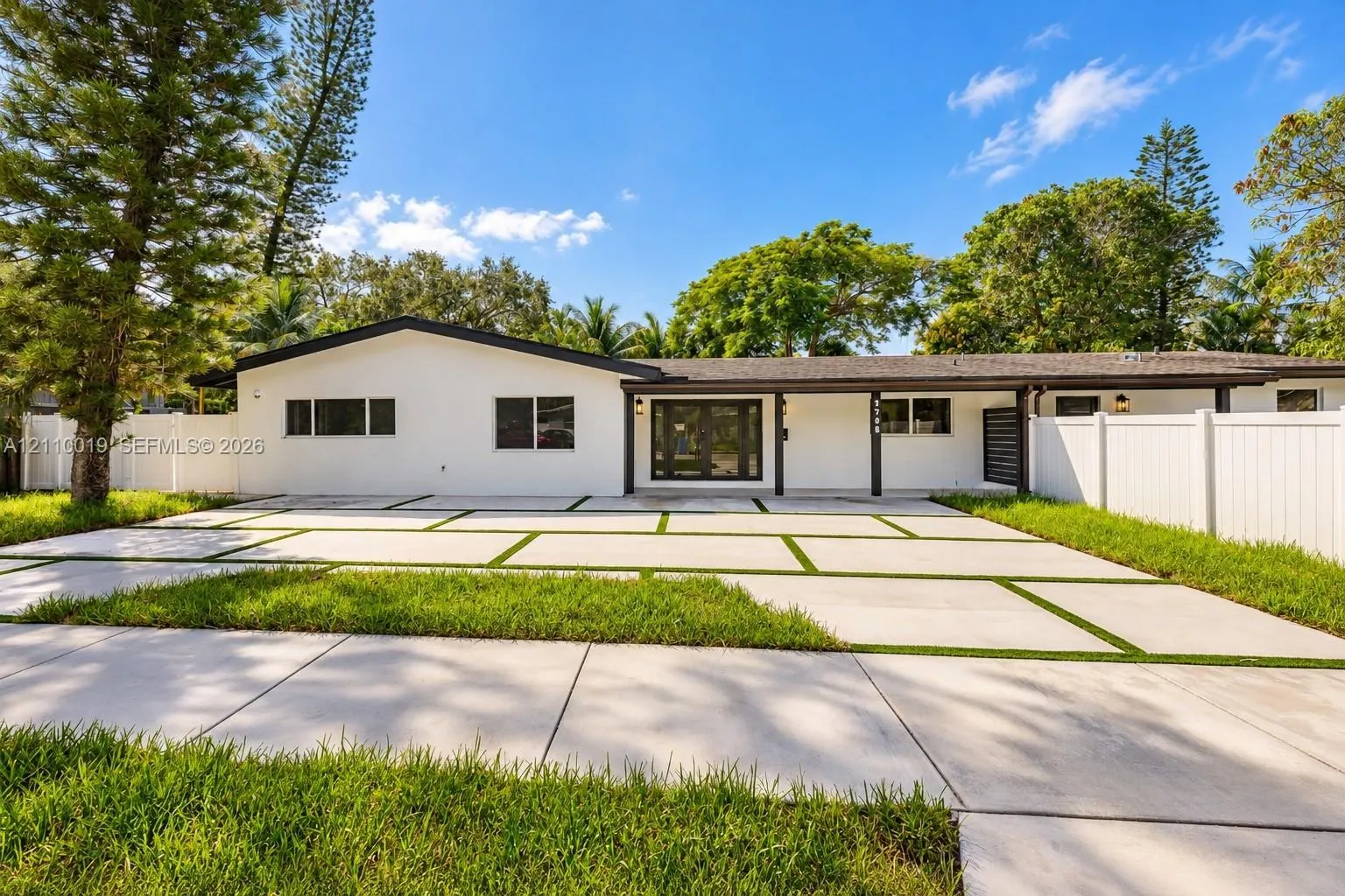 1708 SW 11th Street