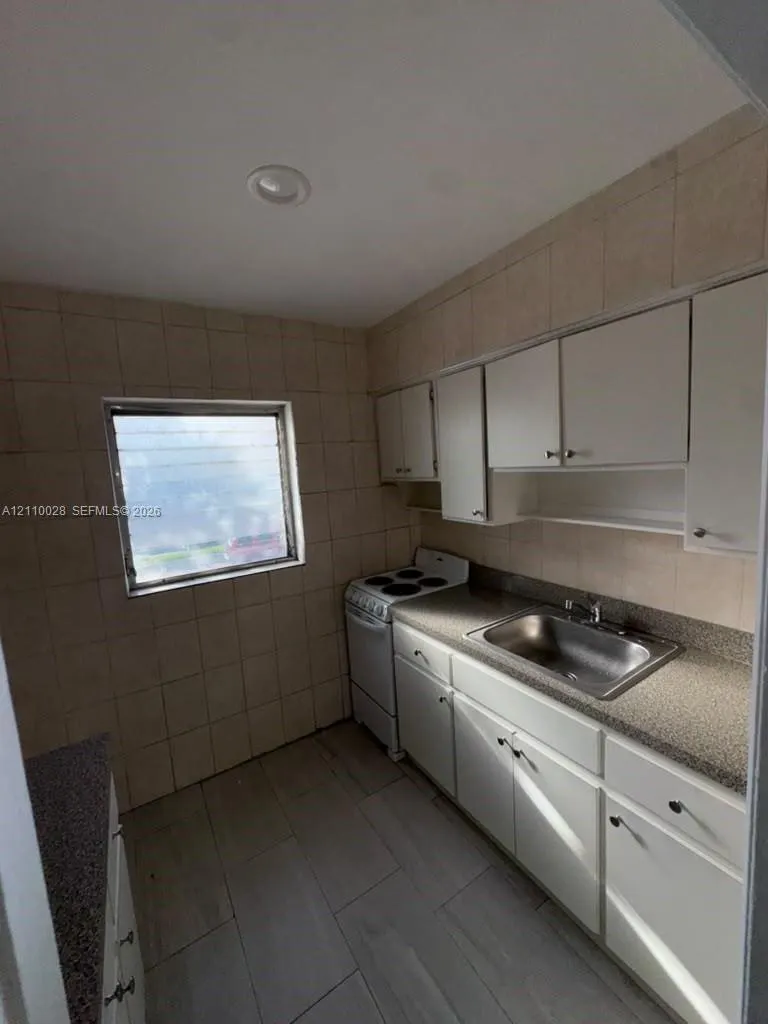 1701 NW 27th Avenue #27