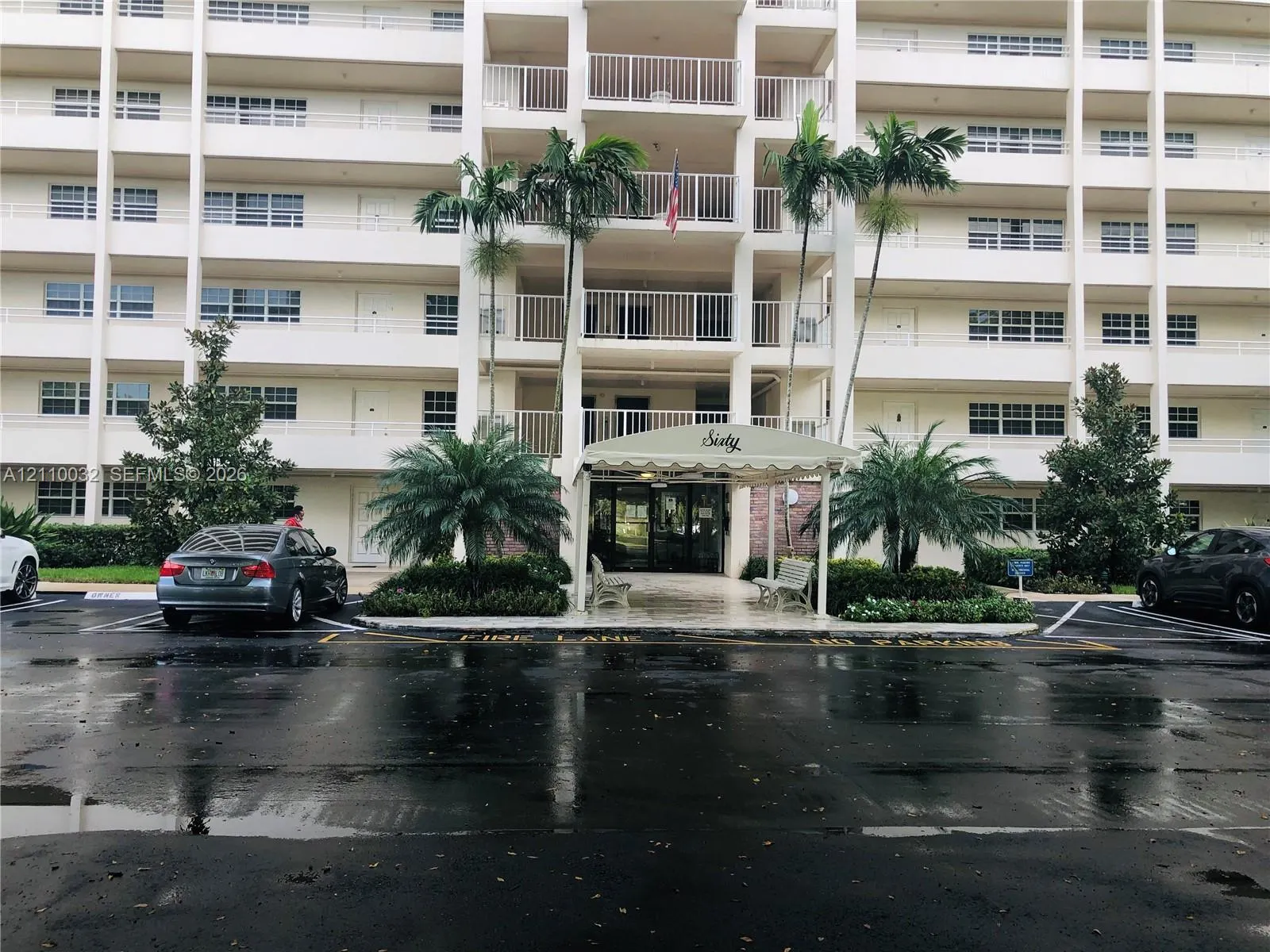 605 Oaks Drive #601