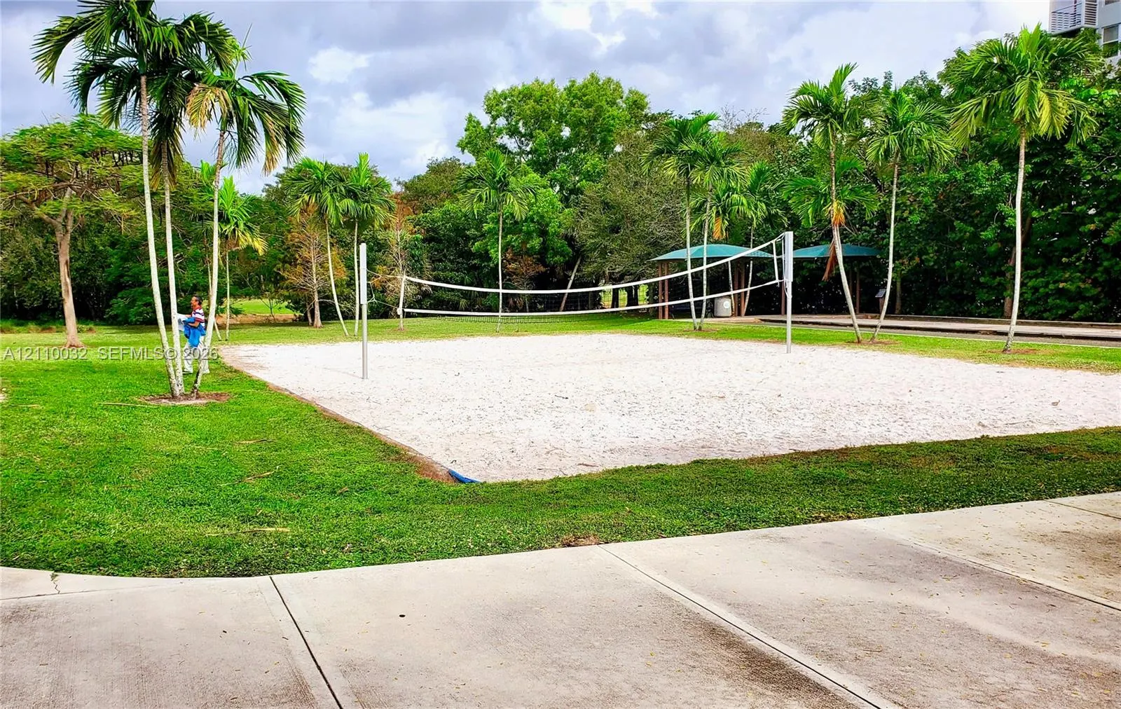 605 Oaks Drive #601